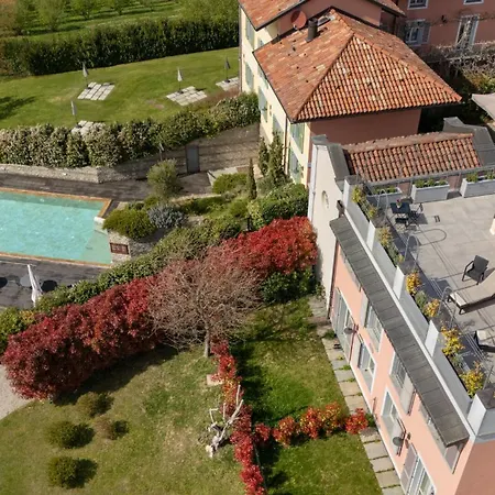Relais Villa D'Amelia Benevello Exterior photo