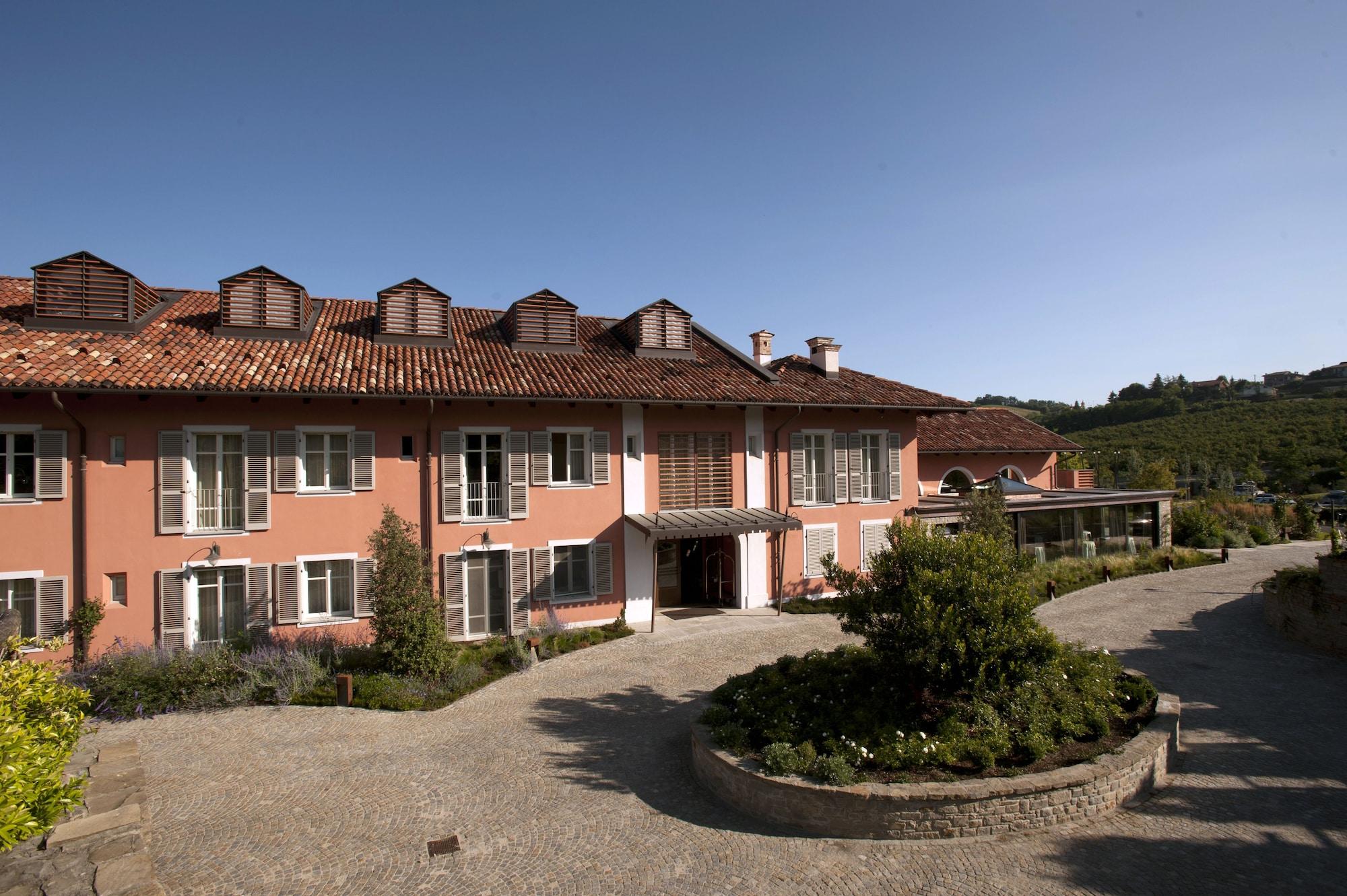 Relais D'amelia Hotel Benevello