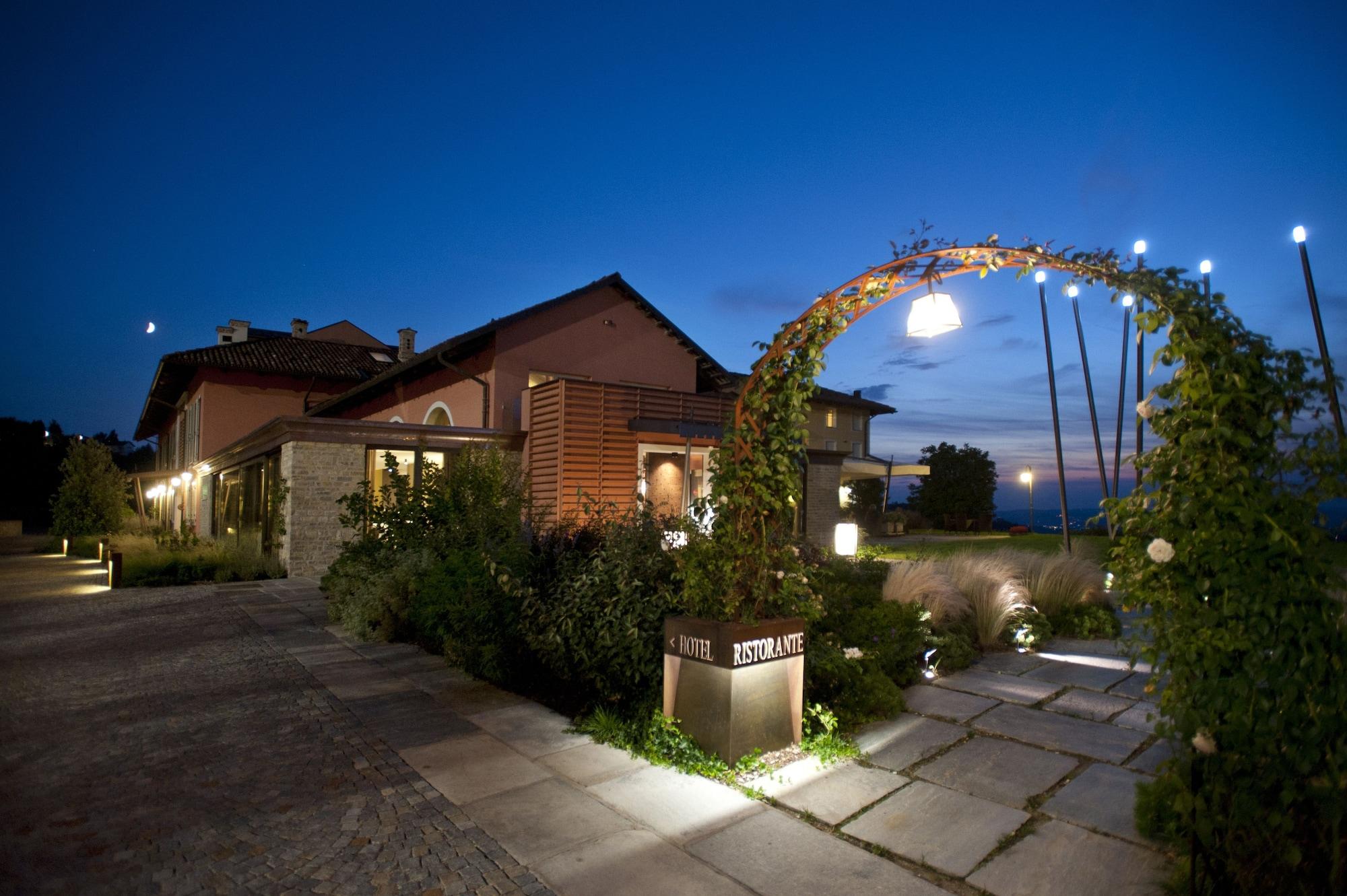 Hotel Relais D'amelia Benevello
