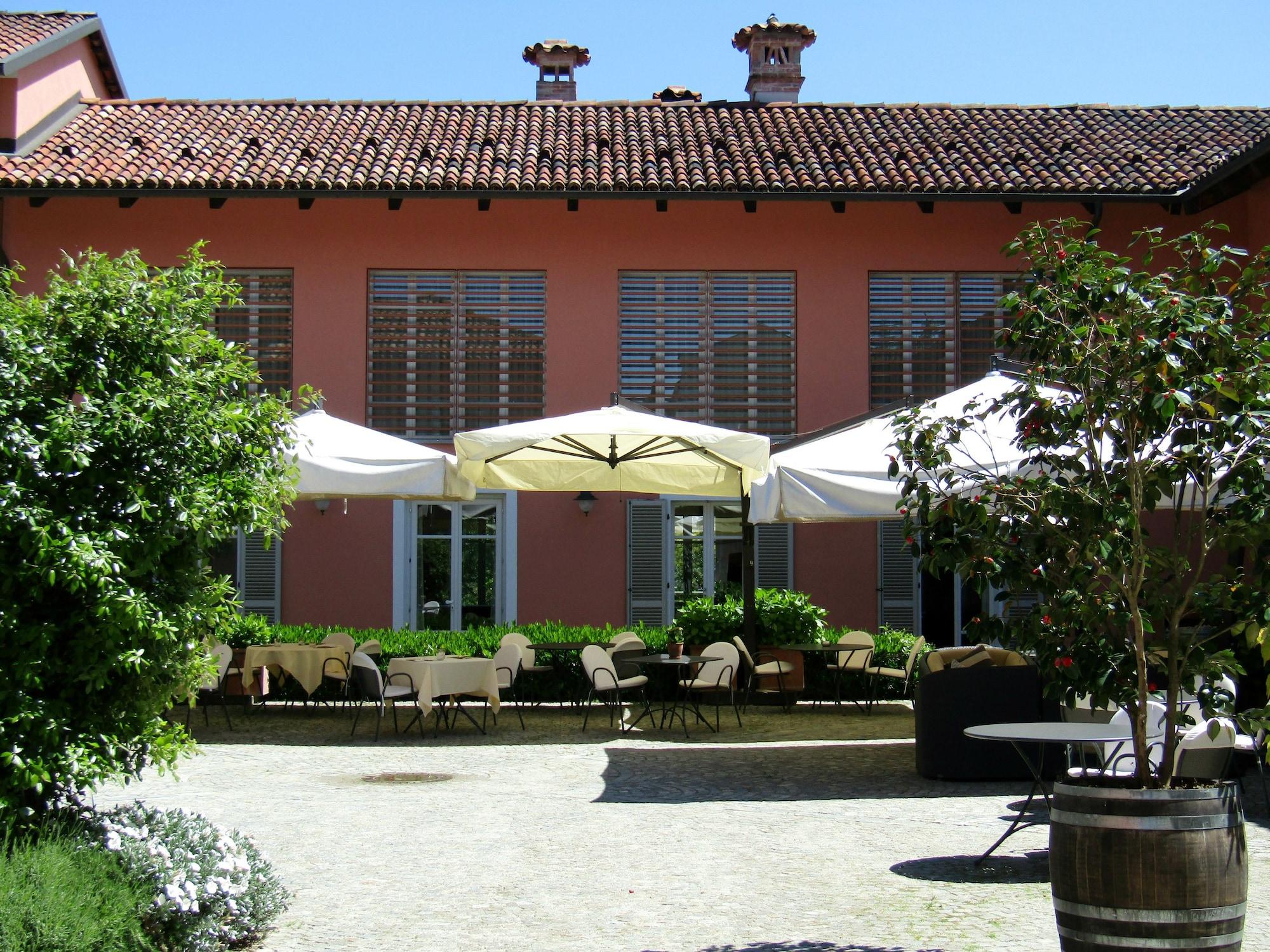 Hotel Relais D'amelia Benevello