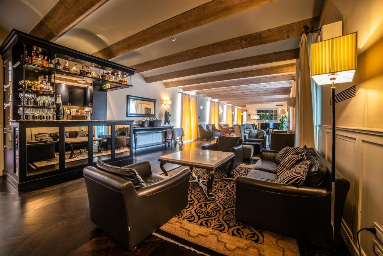 Relais D'amelia Hotel 4*