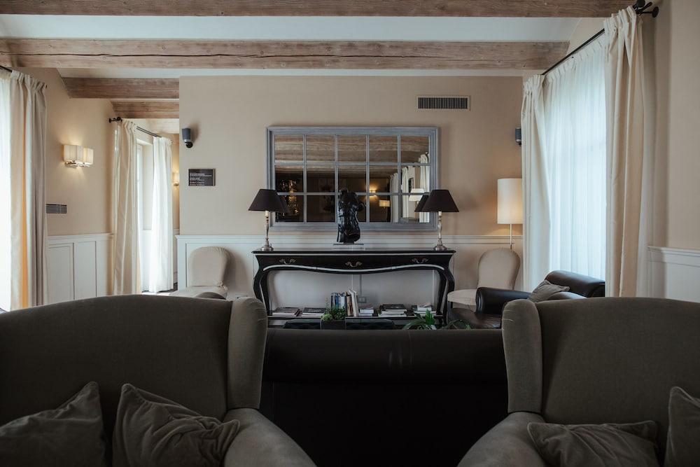 Hotel Relais D'amelia 4*