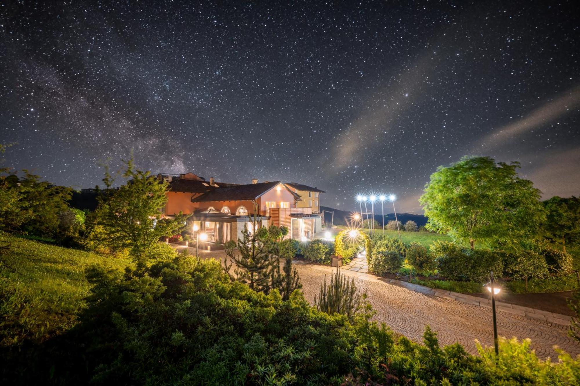 Relais D'amelia Hotel Benevello
